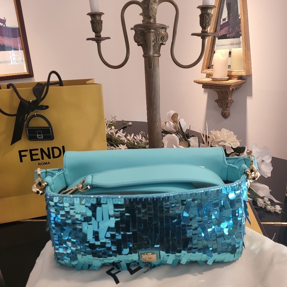 I have the FIRST 25th Anniversary Fendi Baquette Sweet! - Picture 10 of 16